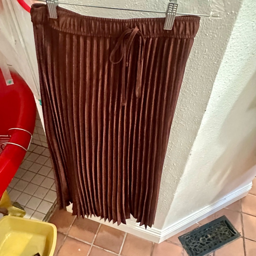 Express Rich Brown Pleated Midi Skirt